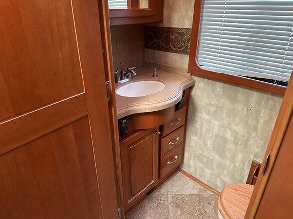 2008 Freightliner XCR Chassis