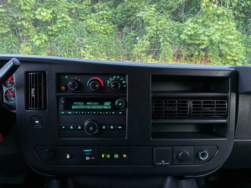 2020 Chevrolet Express 2500