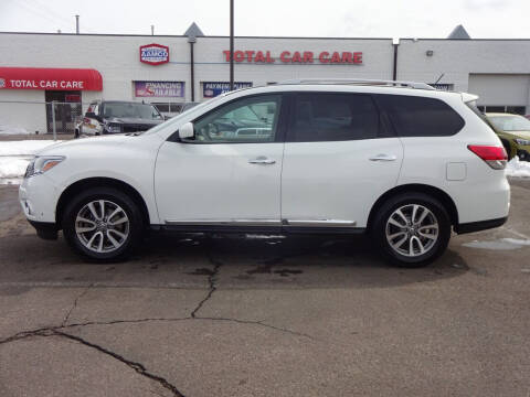 2014 Nissan Pathfinder for sale at RAVMOTORS - CRYSTAL in Crystal MN