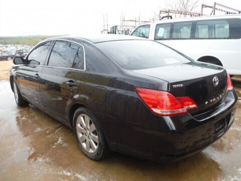 2005 Toyota Avalon XLS