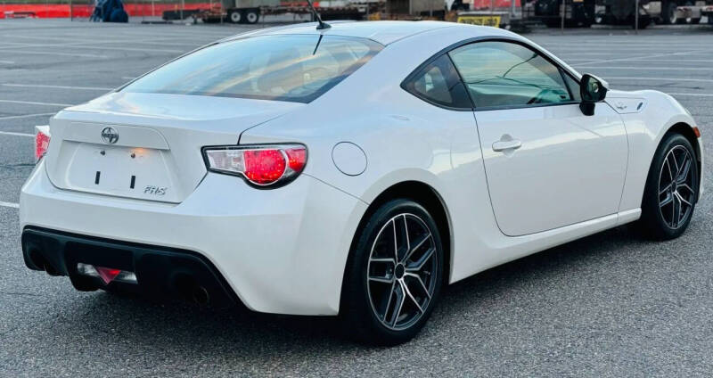 2013 Scion FR-S