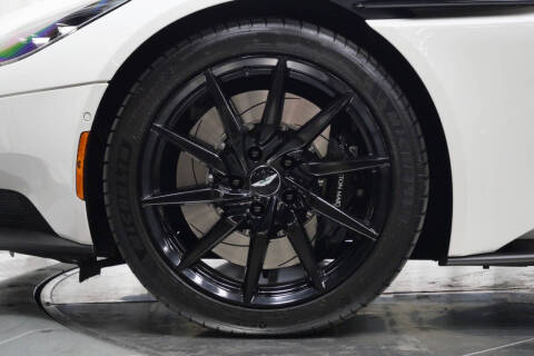 2019 Aston Martin DB11 Volante