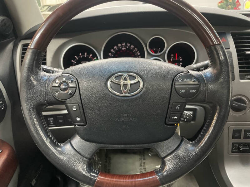 2011 Toyota Sequoia Platinum