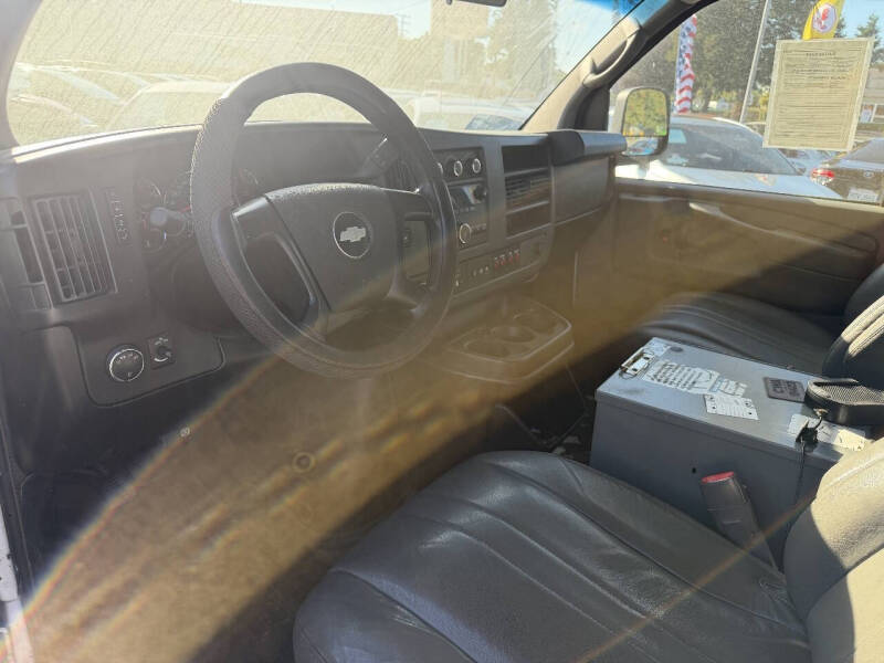 2014 Chevrolet Express 2500