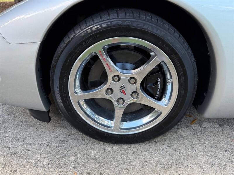 2004 Chevrolet Corvette