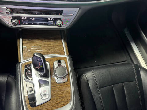 2018 BMW 7 Series 740i