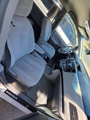 2014 Toyota Sienna