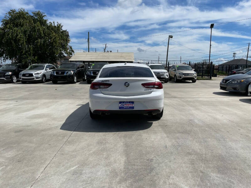 2018 Buick Regal Sportback Preferred II