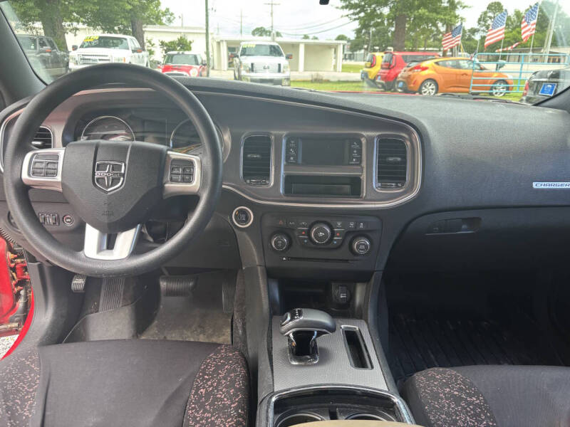 2012 Dodge Charger SE