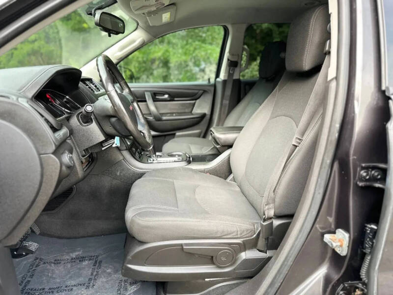 2016 GMC Acadia SLE-1