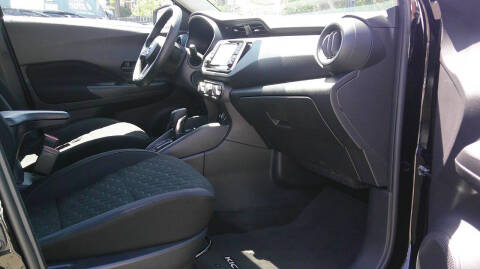 2022 Nissan Kicks S