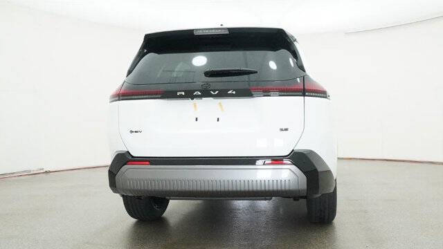 2026 Toyota RAV4 SE