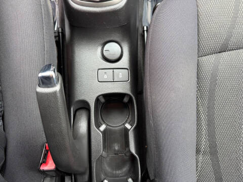 2013 Chevrolet Sonic LT Manual