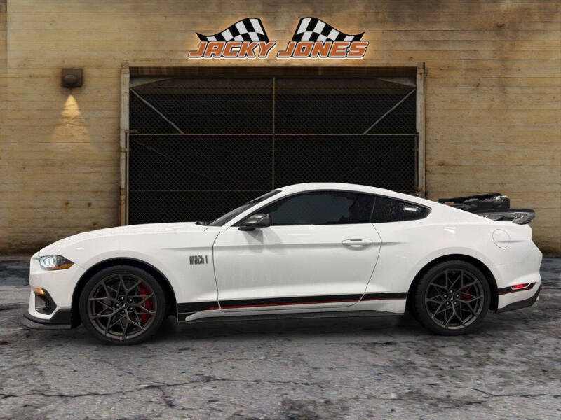 2022 Ford Mustang Mach 1