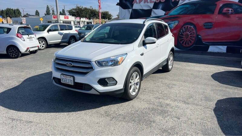 2018 Ford Escape SE