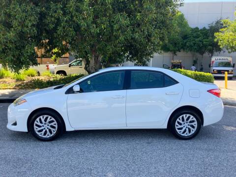 2019 Toyota Corolla for sale at Trade In Auto Sales in Van Nuys CA