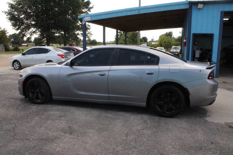 2017 Dodge Charger SXT