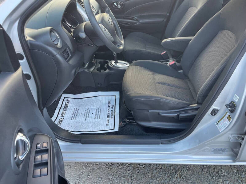 2018 Nissan Versa SV