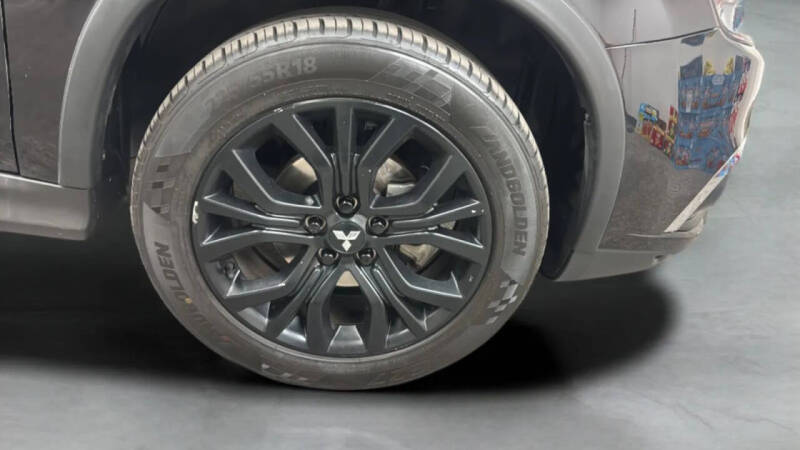 2018 Mitsubishi Outlander Sport LE