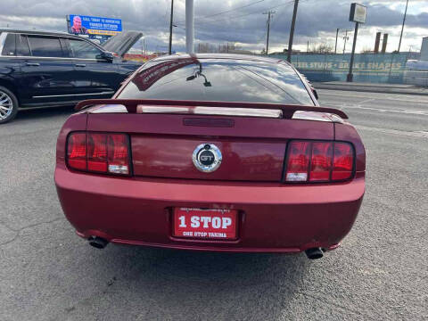 2006 Ford Mustang GT Deluxe