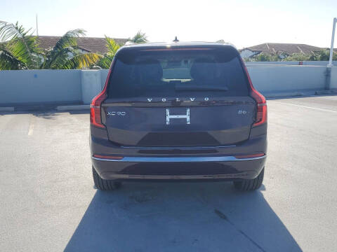 2025 Volvo XC90 B6 Ultra Bright Theme 6P