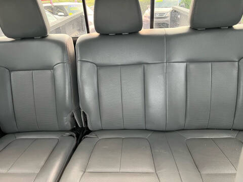 2005 Ford F-350 Super Duty Lariat