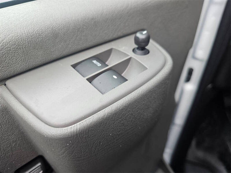 2025 Chevrolet Express 2500