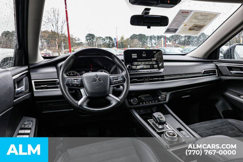 2024 Mitsubishi Outlander