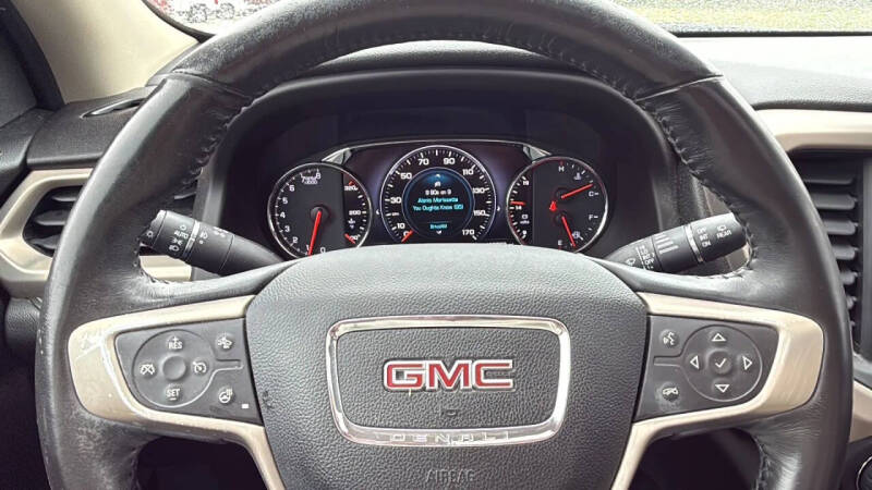 2017 GMC Acadia Denali