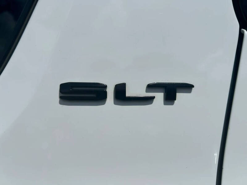 2021 GMC Acadia SLT