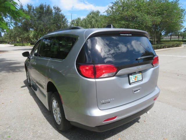 2021 Chrysler Voyager LXi