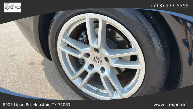 2017 Porsche Panamera