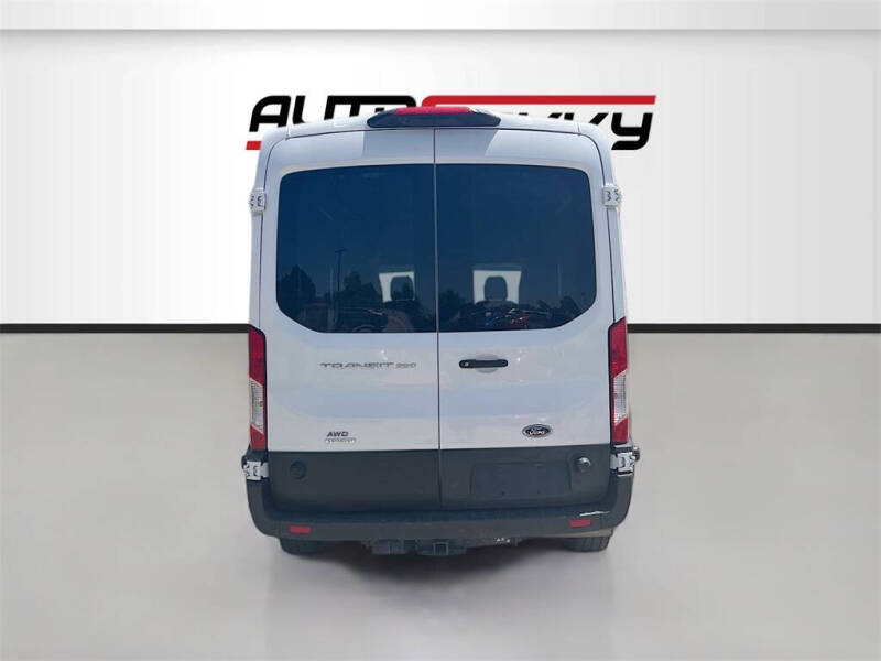 2024 Ford Transit 250