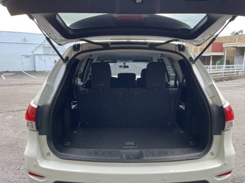 2013 Nissan Pathfinder SV