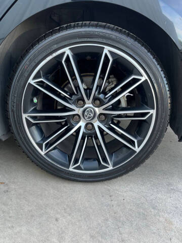 2019 Toyota Avalon XSE