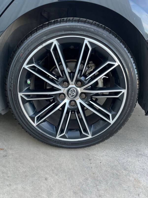 2019 Toyota Avalon XSE