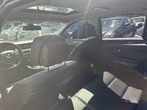 2013 BMW 5 Series 528i xDrive