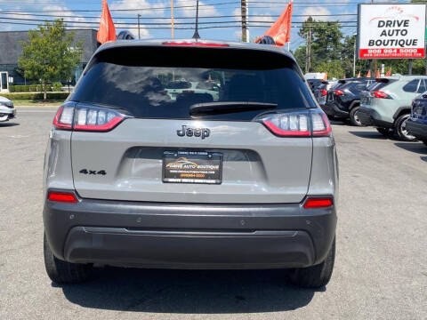 2023 Jeep Cherokee Altitude Lux