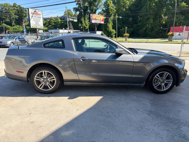 2010 Ford Mustang