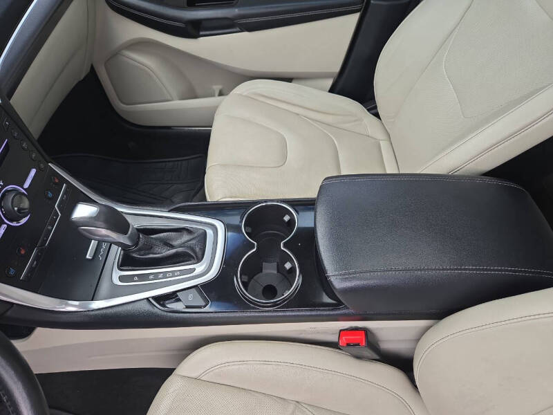 2015 Ford Edge Titanium