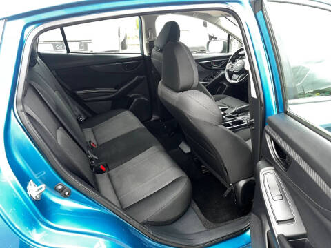 2017 Subaru Impreza 2.0i