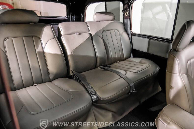 1953 Chevrolet Suburban