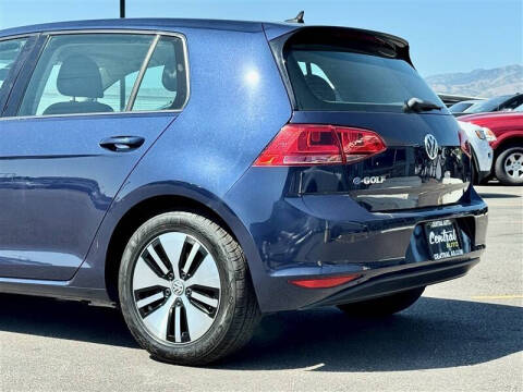 2016 Volkswagen e-Golf SE