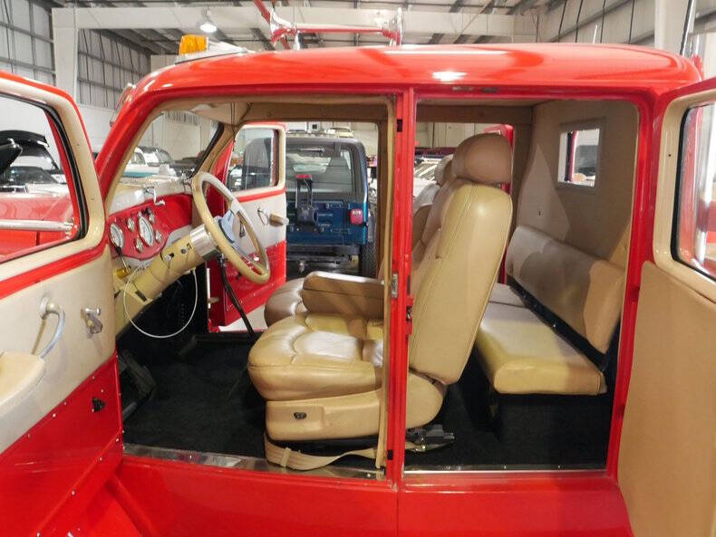 1948 Diamond T Truck