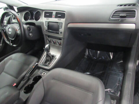 2015 Volkswagen Golf TSI S