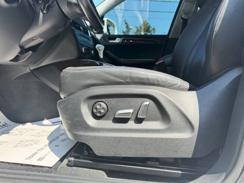 2017 Audi Q5 2.0T quattro Premium Plus