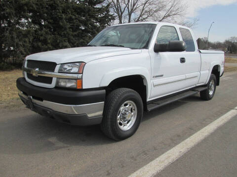 2003 Chevrolet Silverado 2500HD LS