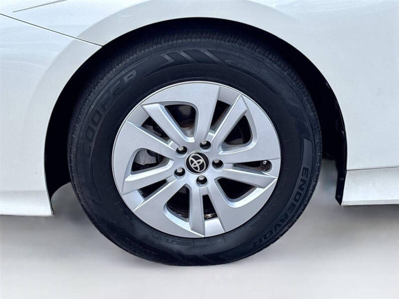 2016 Toyota Prius Two