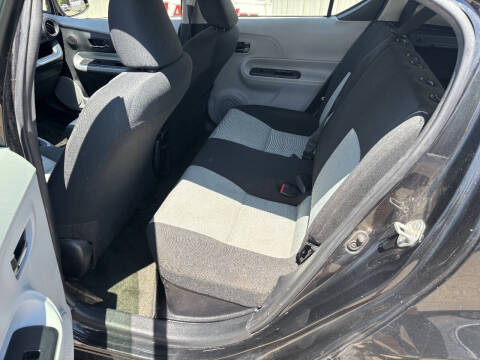 2013 Toyota Prius c One