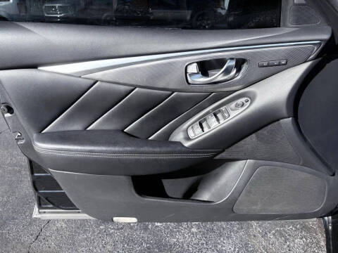 2016 Infiniti Q50 3.0T Premium